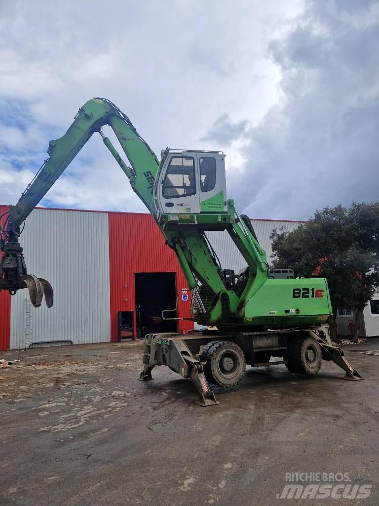 Sennebogen 821 E Колісні екскаватори