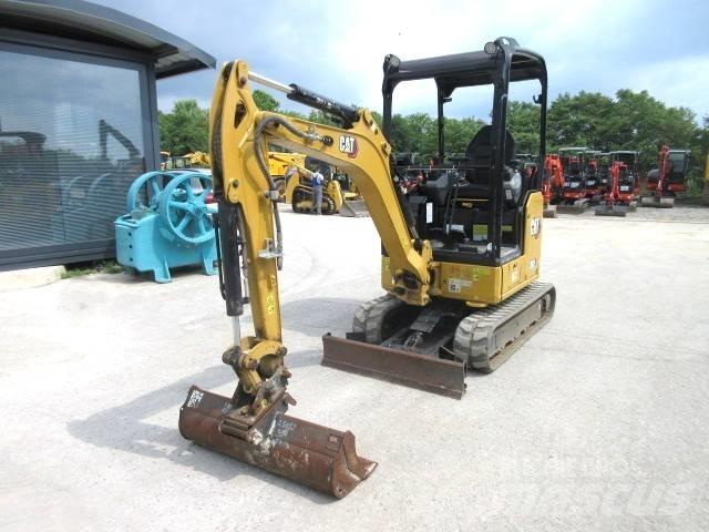 CAT 302 CR Міні-екскаватори < 7т