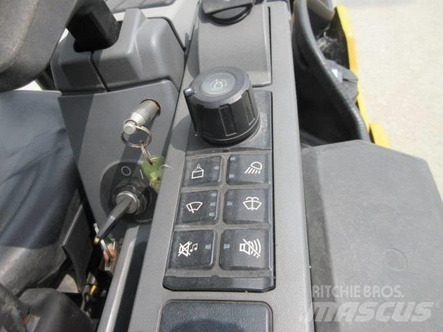 CAT 302 CR Міні-екскаватори < 7т