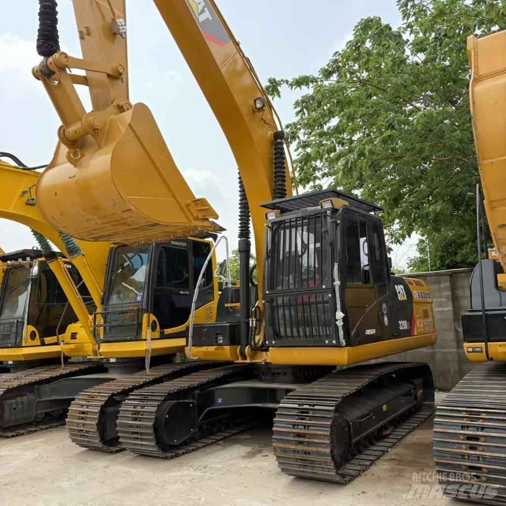CAT 320 D Гусеничні екскаватори