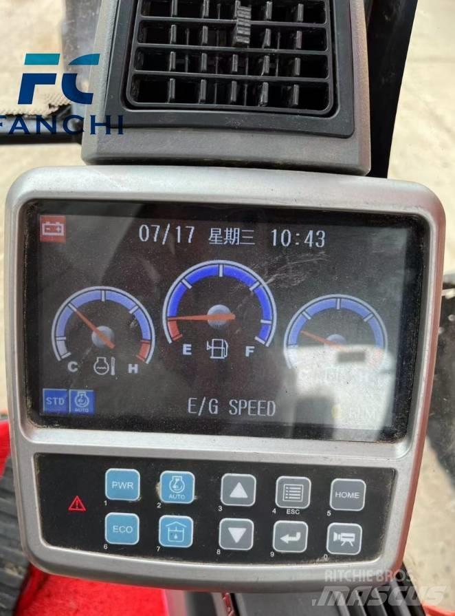 Doosan DX 225 LCA Гусеничні екскаватори