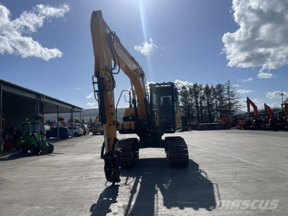 Hyundai HX 140 HW Гусеничні екскаватори