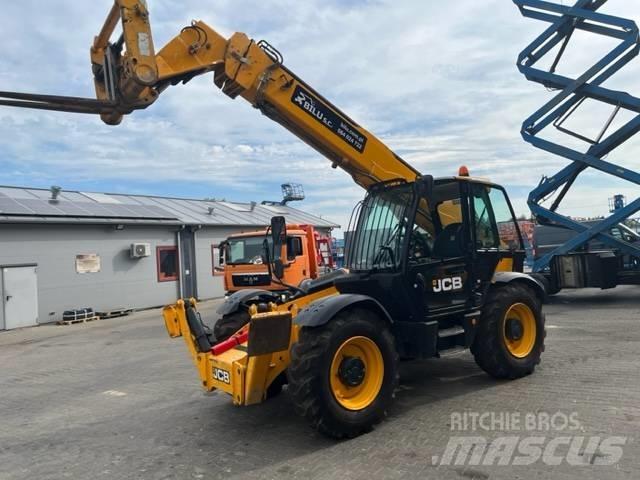 JCB 540-140 Телескопічні навантажувачі