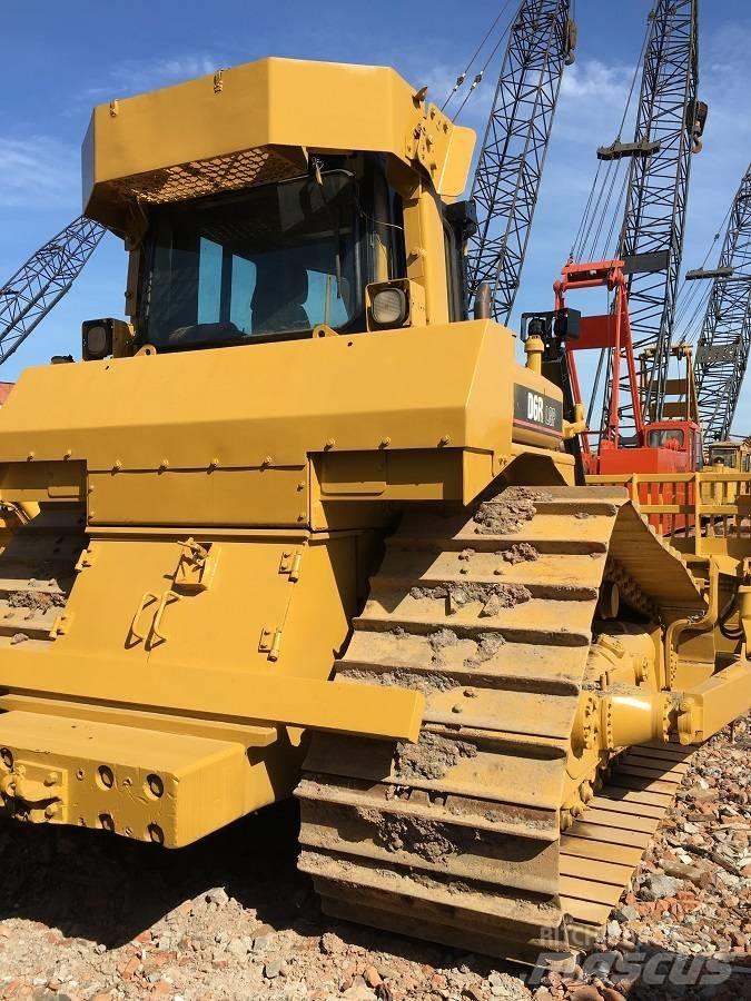 CAT D6R Гусеничні бульдозери