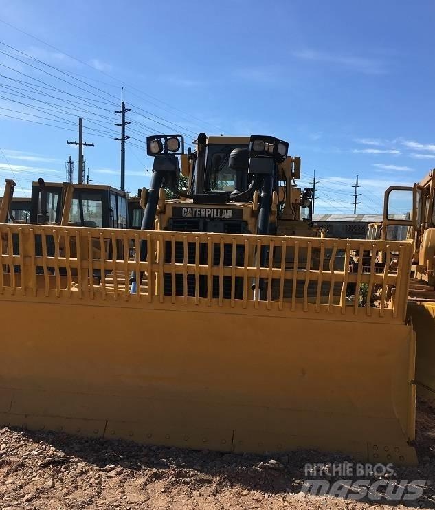 CAT D6R Гусеничні бульдозери