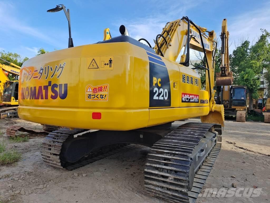 Komatsu PC 220-7 Гусеничні екскаватори