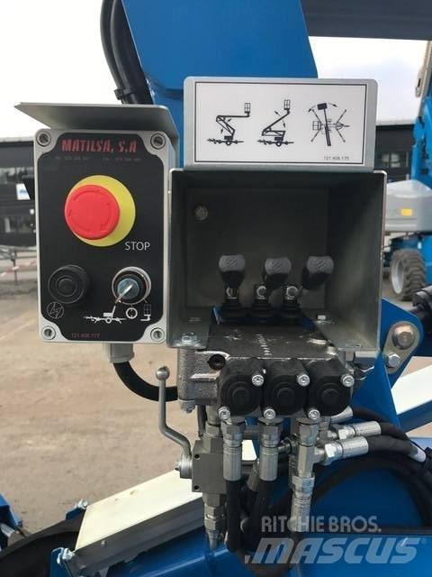 Matilsa Parma 12T Вертикальні щоглові підйомники