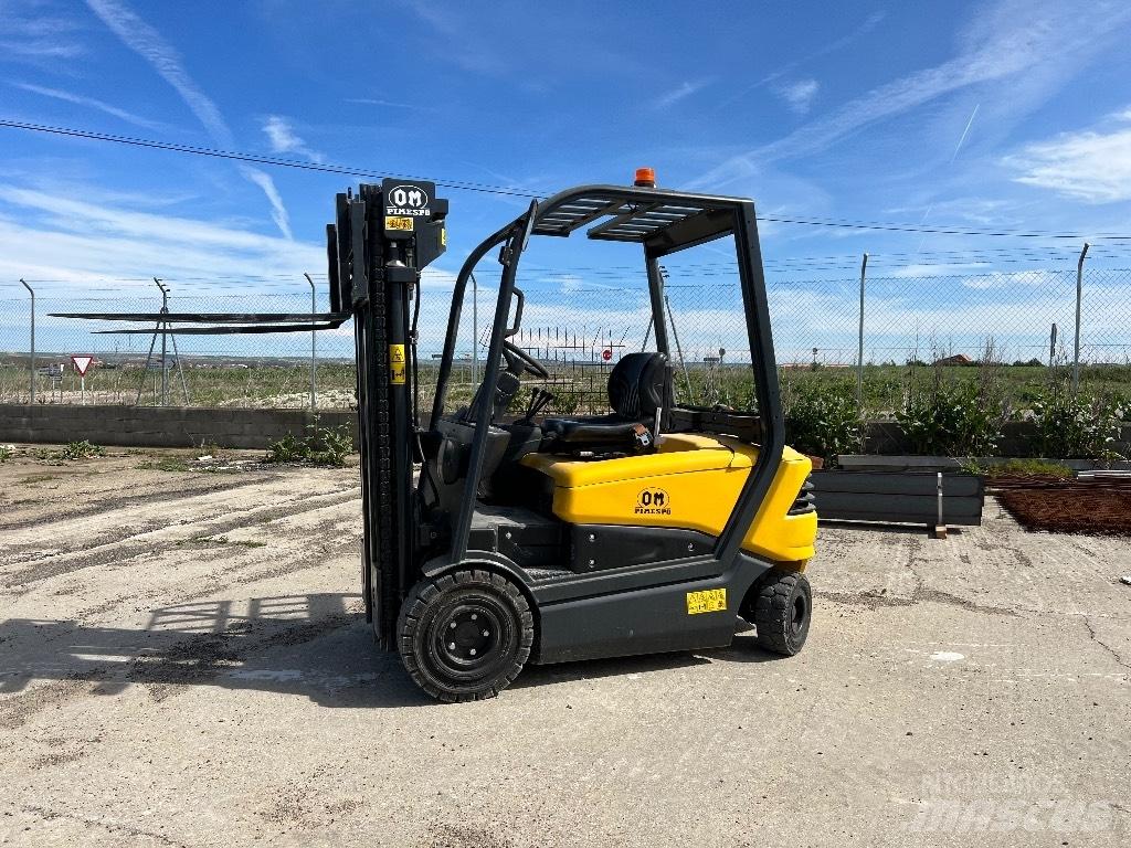 Om-Pimespo XE22 Електронавантажувачі