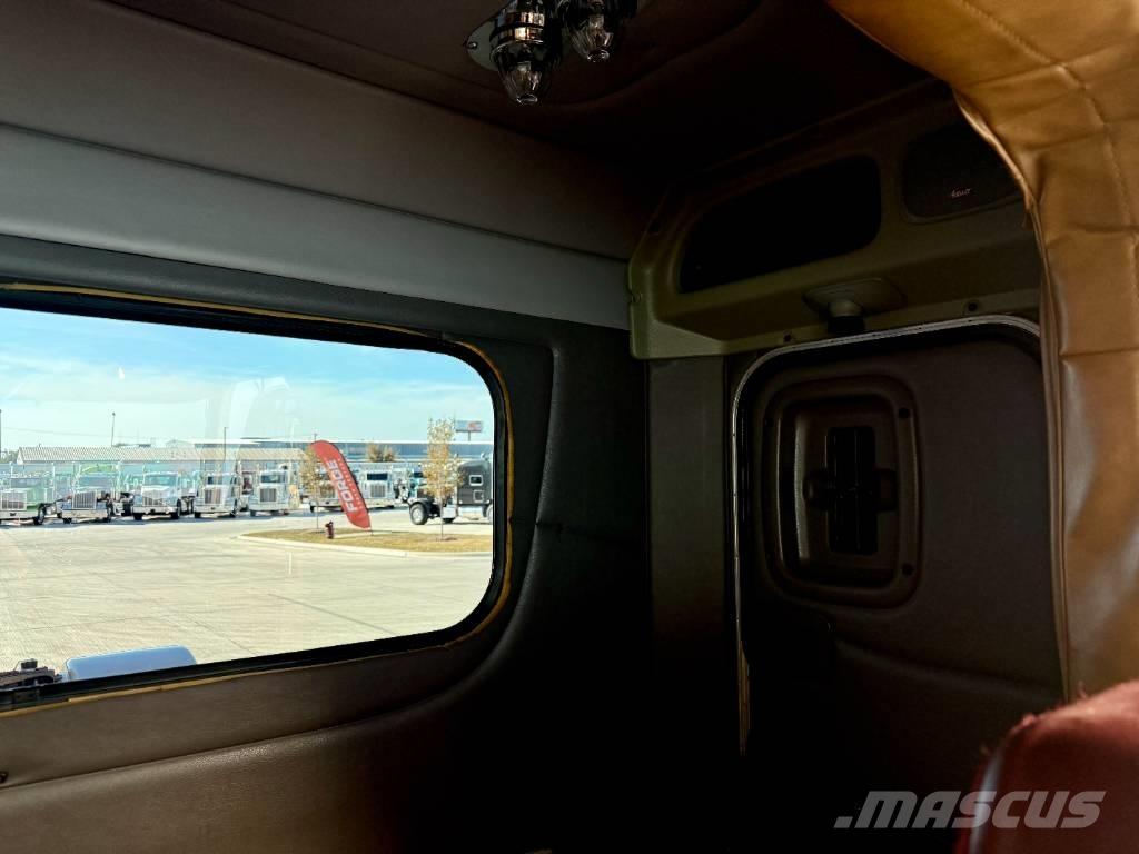 Peterbilt 379 Тягачі