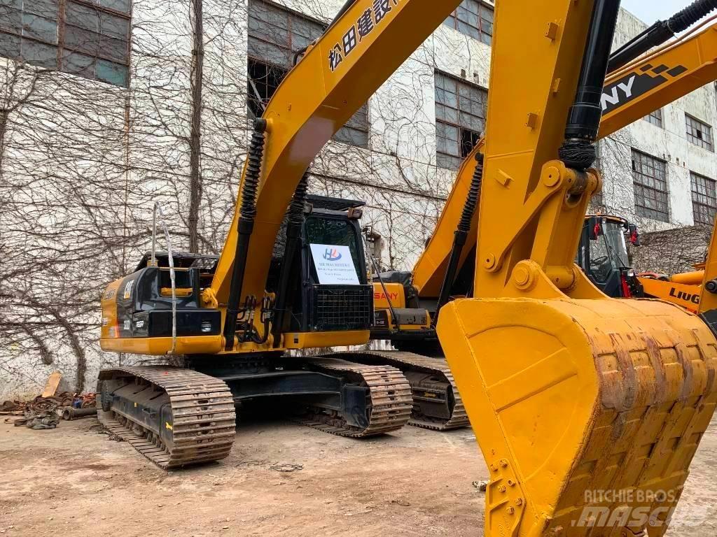 CAT 320D2 Гусеничні екскаватори
