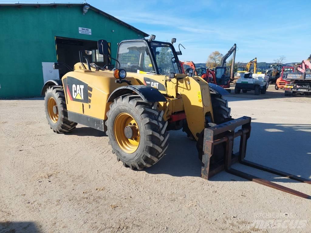CAT TH 407 Телескопічні навантажувачі