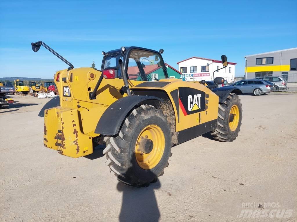 CAT TH 407 Телескопічні навантажувачі
