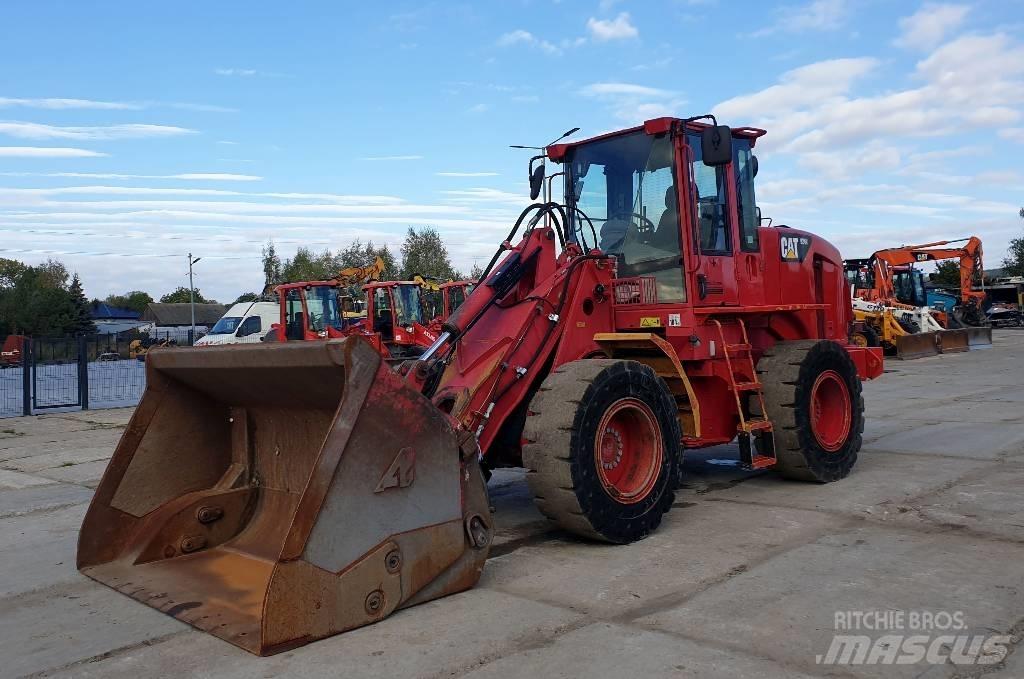 CAT 924 H Фронтальні навантажувачі