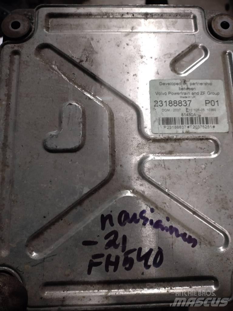 Volvo Moottori ecu Електроніка