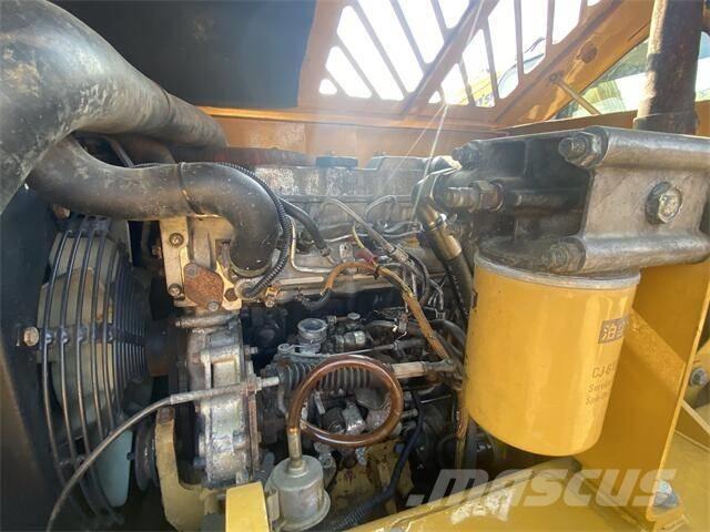 CAT 307D Гусеничні екскаватори