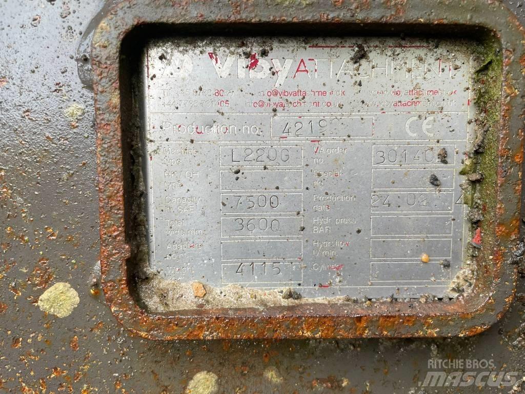 Volvo L220G Фронтальні навантажувачі
