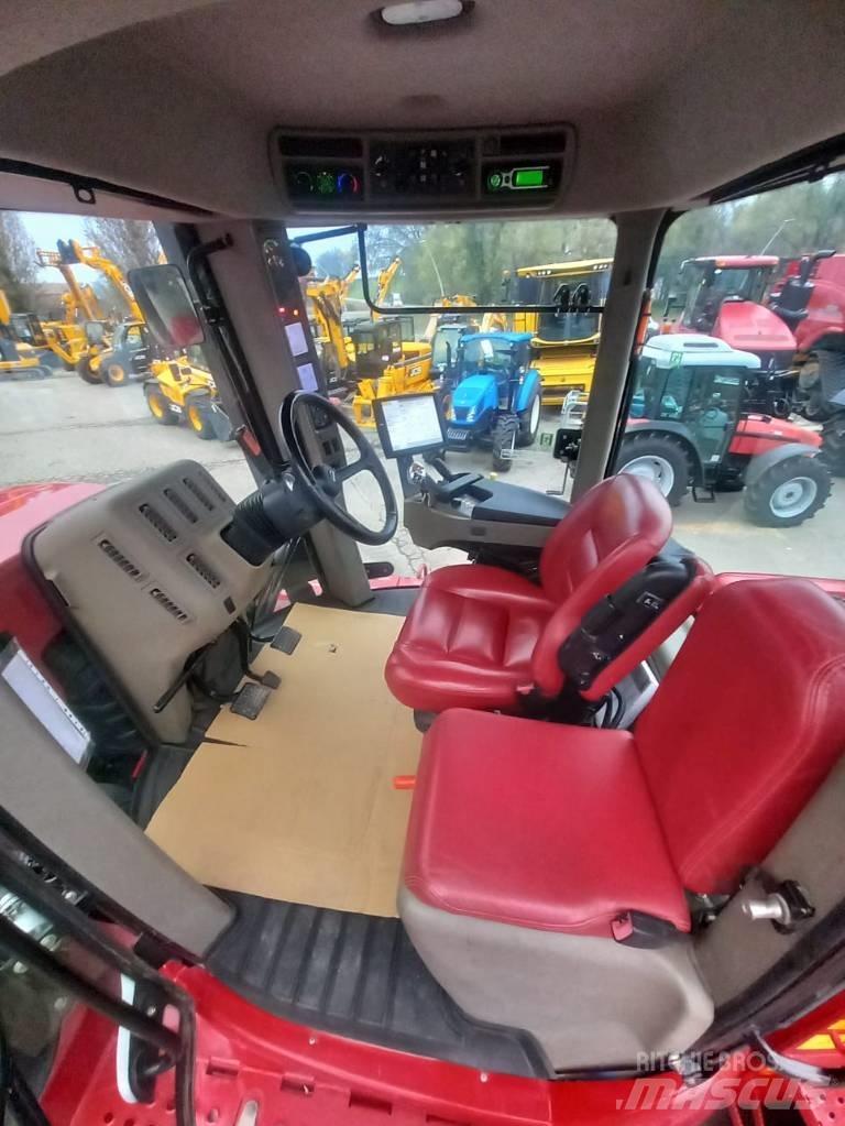 Case IH Quadtrac 550 Трактори