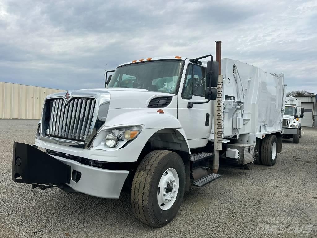 International 7500 Сміттєвози