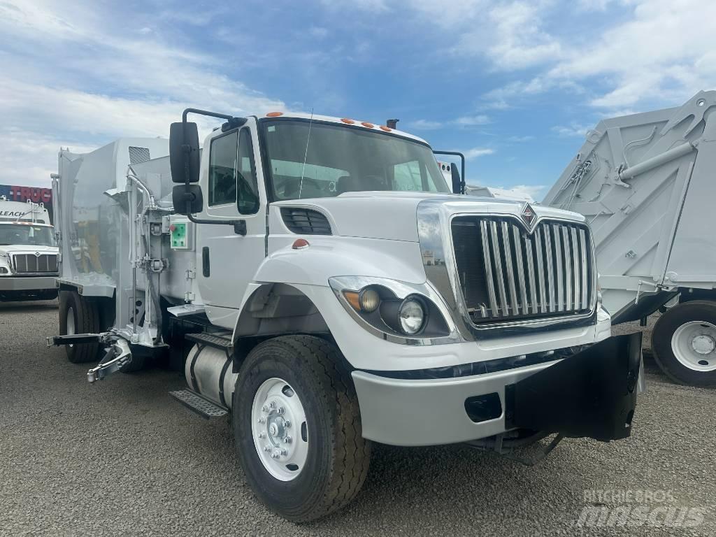 International 7500 Сміттєвози