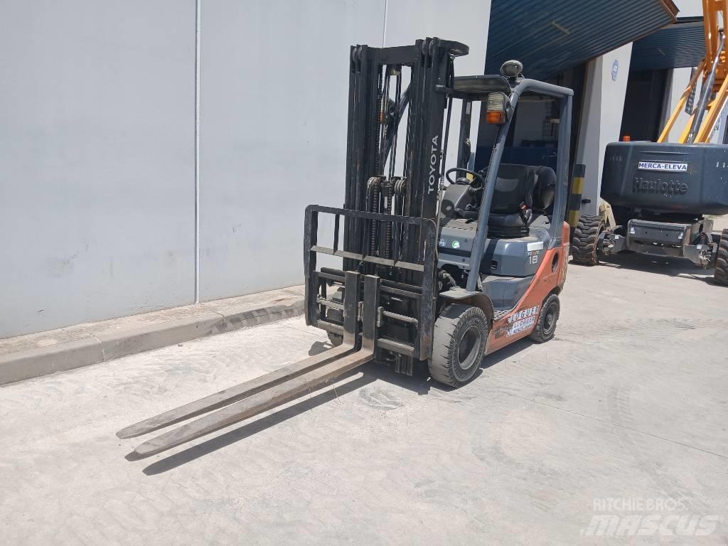 Toyota D02-8FG18 Газові навантажувачі