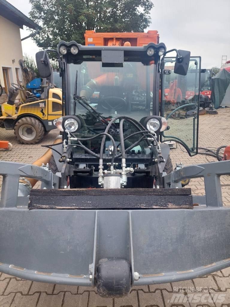 Kärcher MIC 84 Різцетримачі для комунальних служб