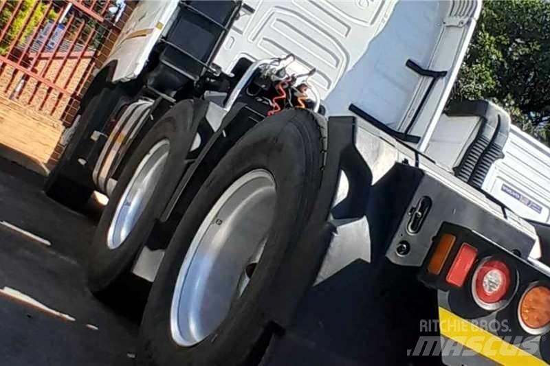 Volvo FMX 440 Вантажівки / спеціальні