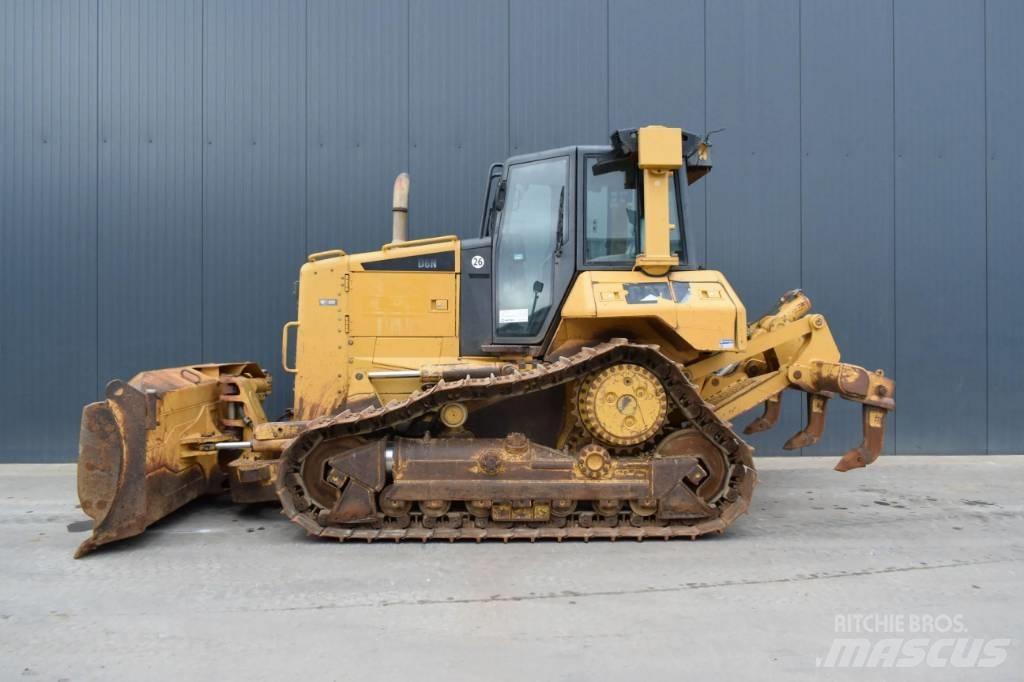 CAT D6N XL Гусеничні бульдозери