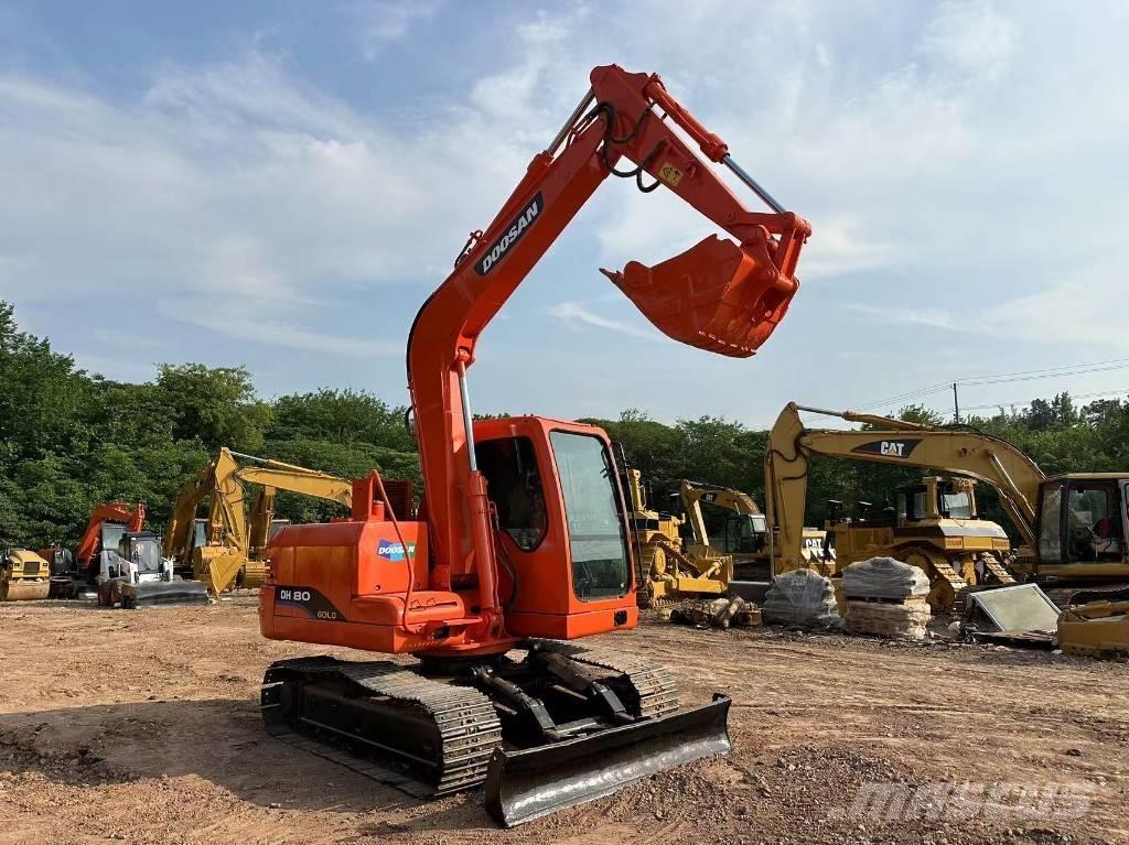 Doosan DH 80 Гусеничні екскаватори