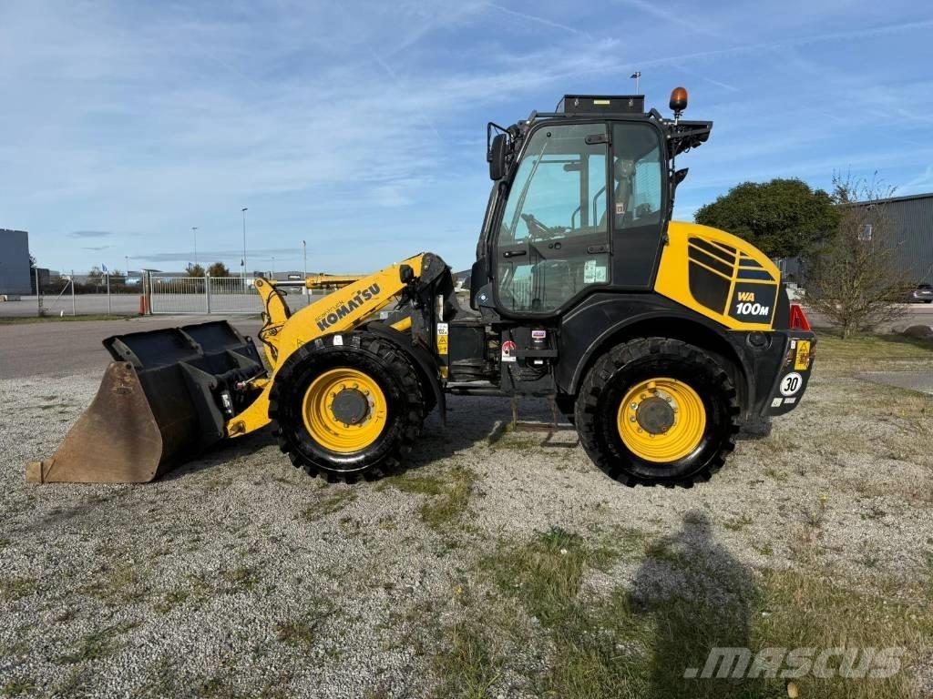 Komatsu WA100 M-7 Фронтальні навантажувачі
