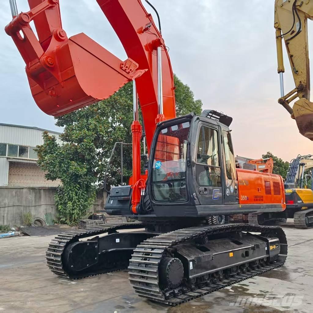 Hitachi ZX 350 Гусеничні екскаватори