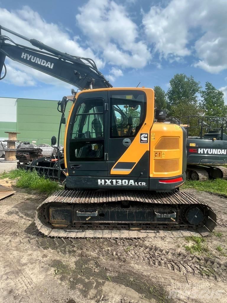 Hyundai HX130ALCR Гусеничні екскаватори