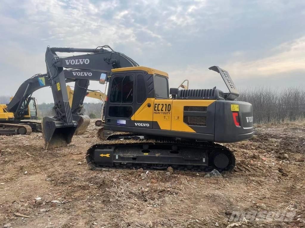 Volvo EC 210 D Гусеничні екскаватори