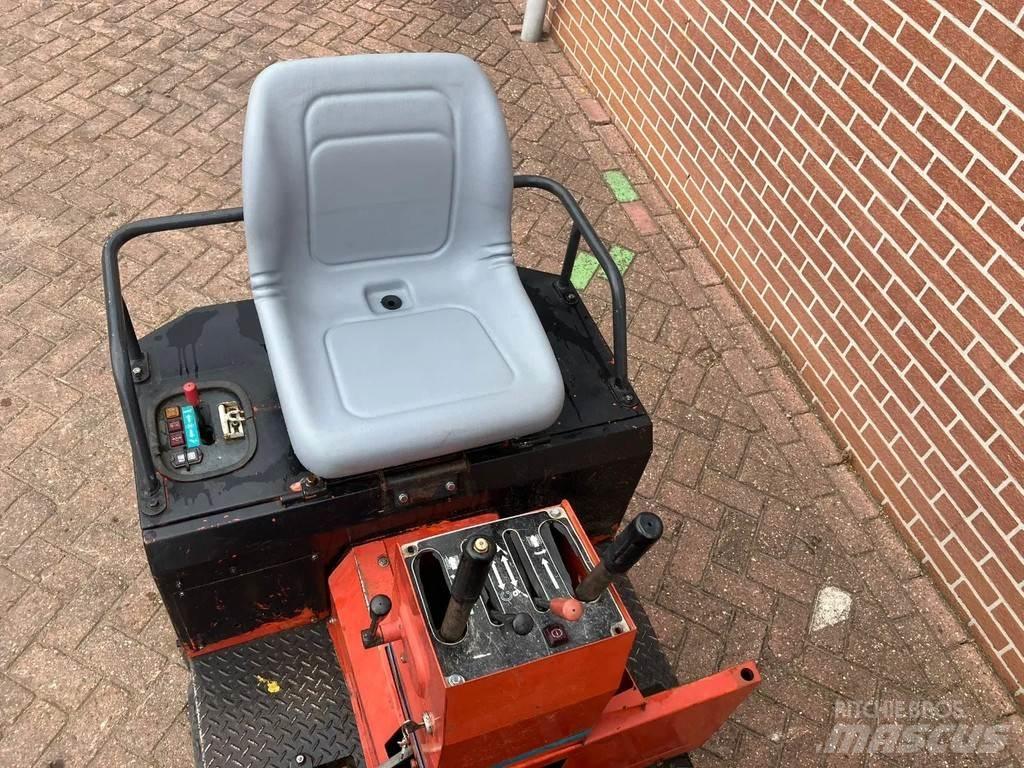 Kubota KC100H Гусеничні самоскиди