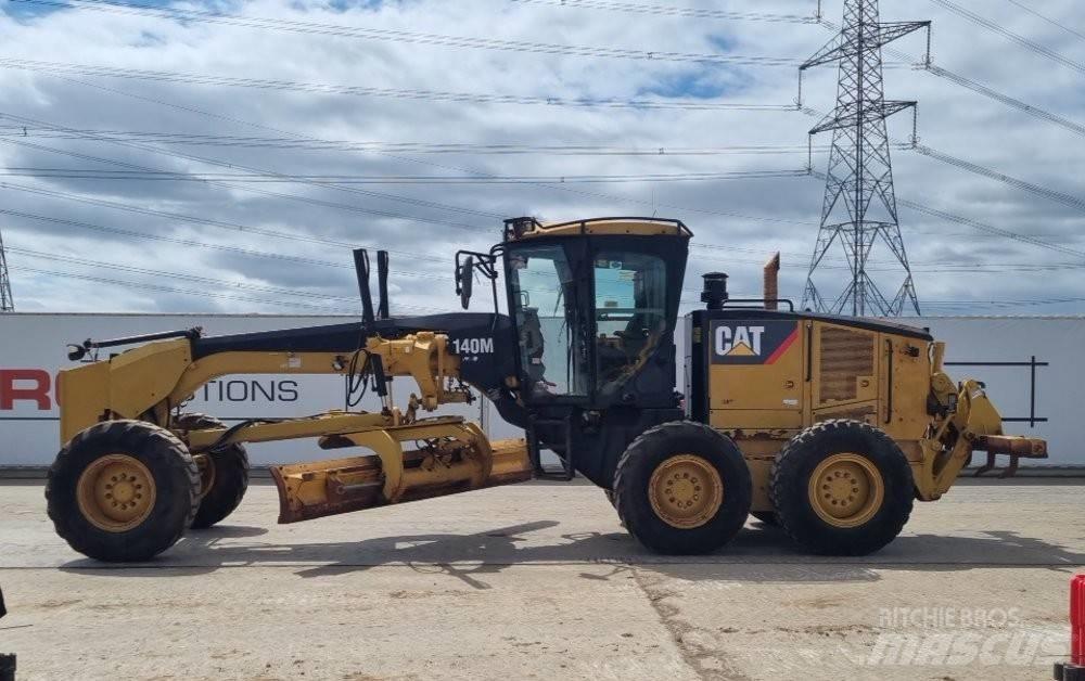 CAT 140 M Грейдери