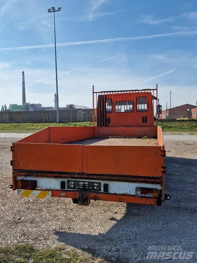 Iveco Eurocargo Вантажівки-платформи/бокове розвантаження
