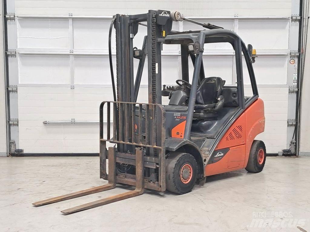 Linde H25D-02 Дизельні навантажувачі