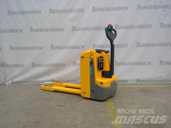 Jungheinrich EJE 114 Штабелери