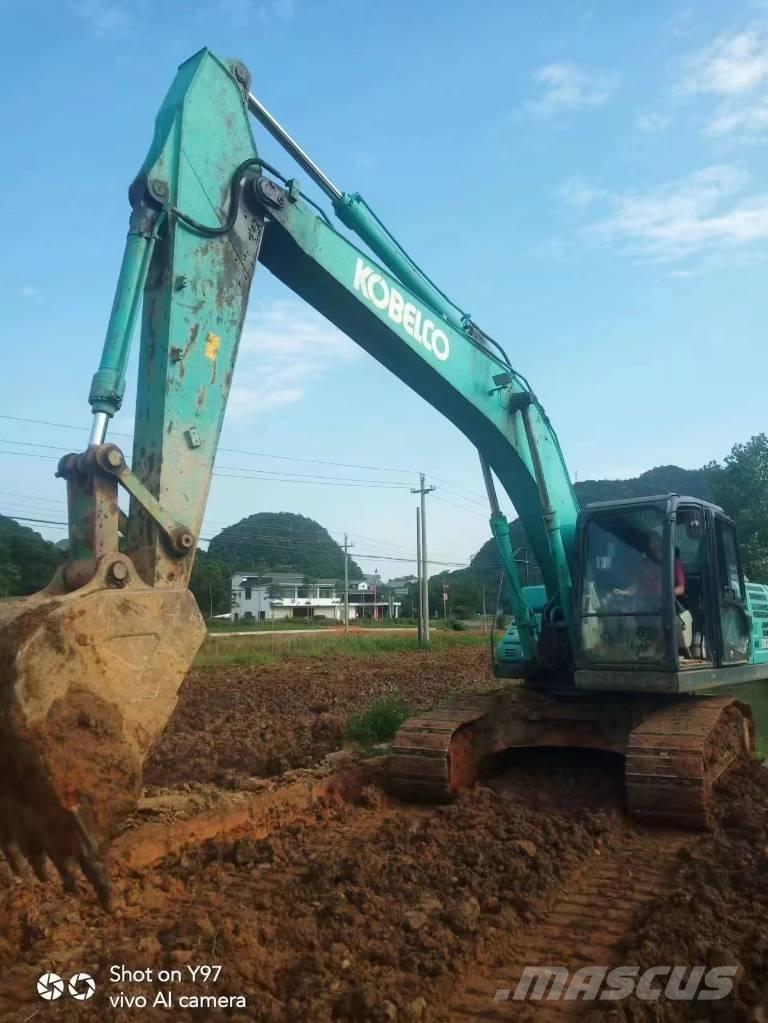 Kobelco SK200-10 Гусеничні екскаватори