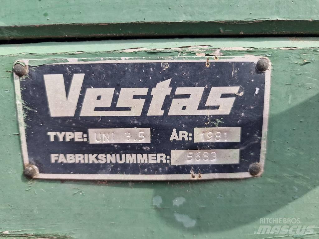 Vestas Uni 3.5 Розсіювачі гною