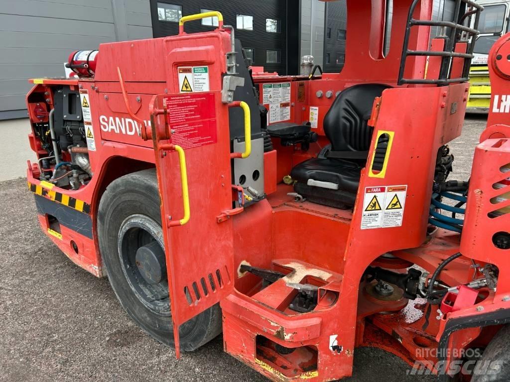 Sandvik Toro LH202 Підземні навантажувачі