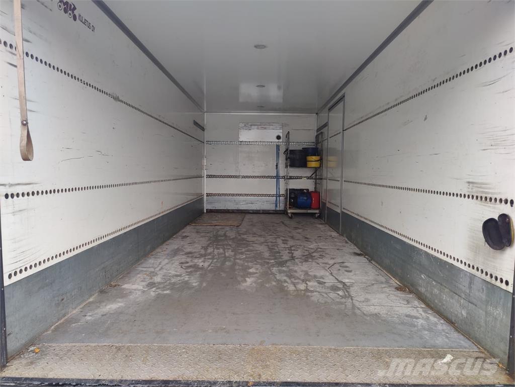 Volvo FL 250 Фургони