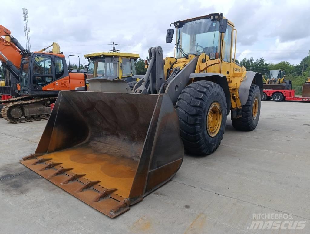 Volvo L 110 E Фронтальні навантажувачі