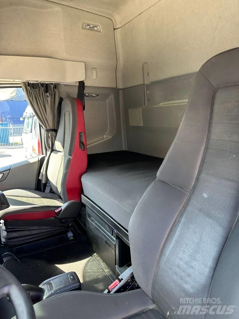 Volvo FH Контейнеровози