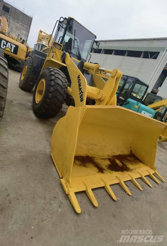 Komatsu WA 320-5 Фронтальні навантажувачі