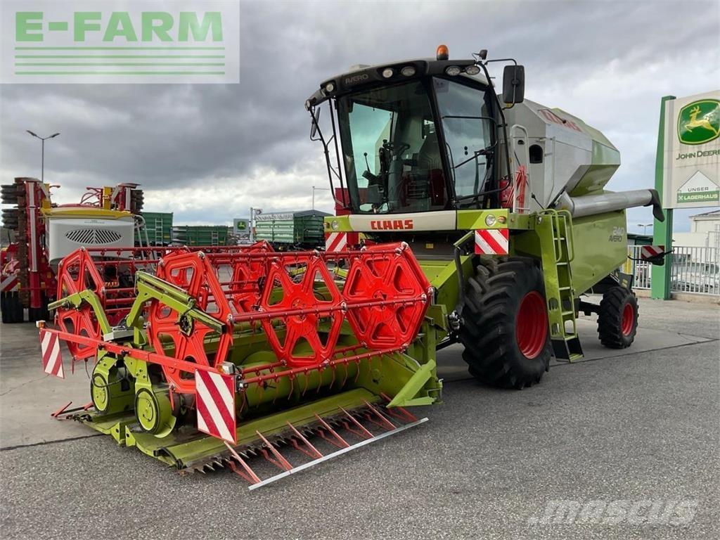 CLAAS AVERO 240 Зернозбиральні комбайни