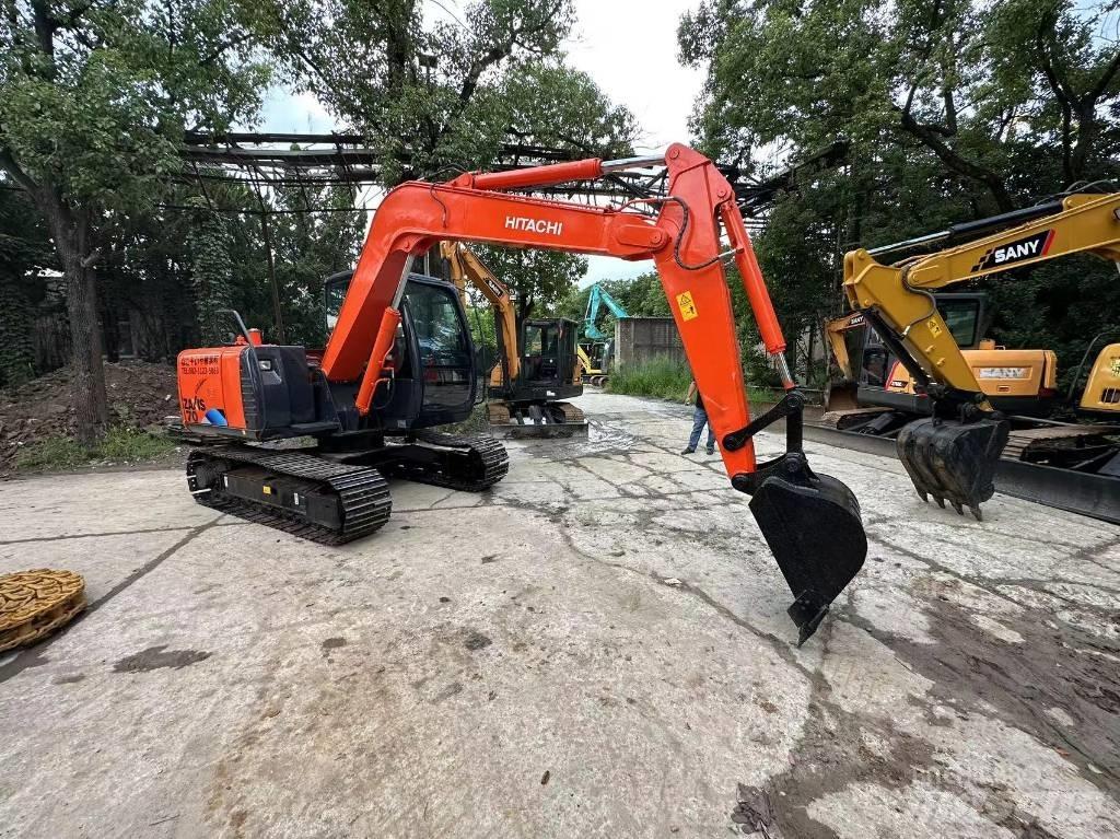Hitachi ZX 70 Гусеничні екскаватори