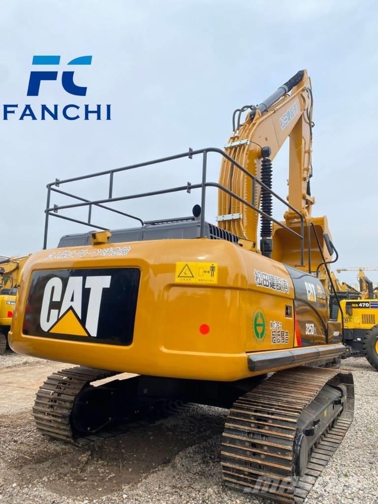 CAT 325D2L Гусеничні екскаватори
