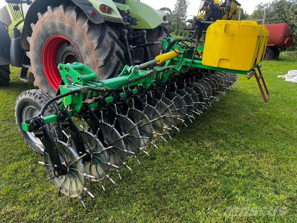  VELES-AGRO Vulkan Розсіювач мінеральних добрив