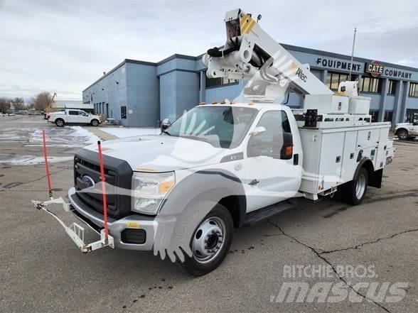Altec AT40M Автовишки на базі вантажівки