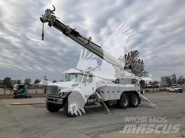 Altec D3060BTR Автовишки на базі вантажівки